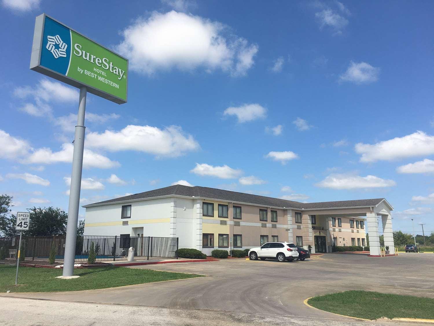 Surestay Hotel By Best Western Weimar Exterior photo