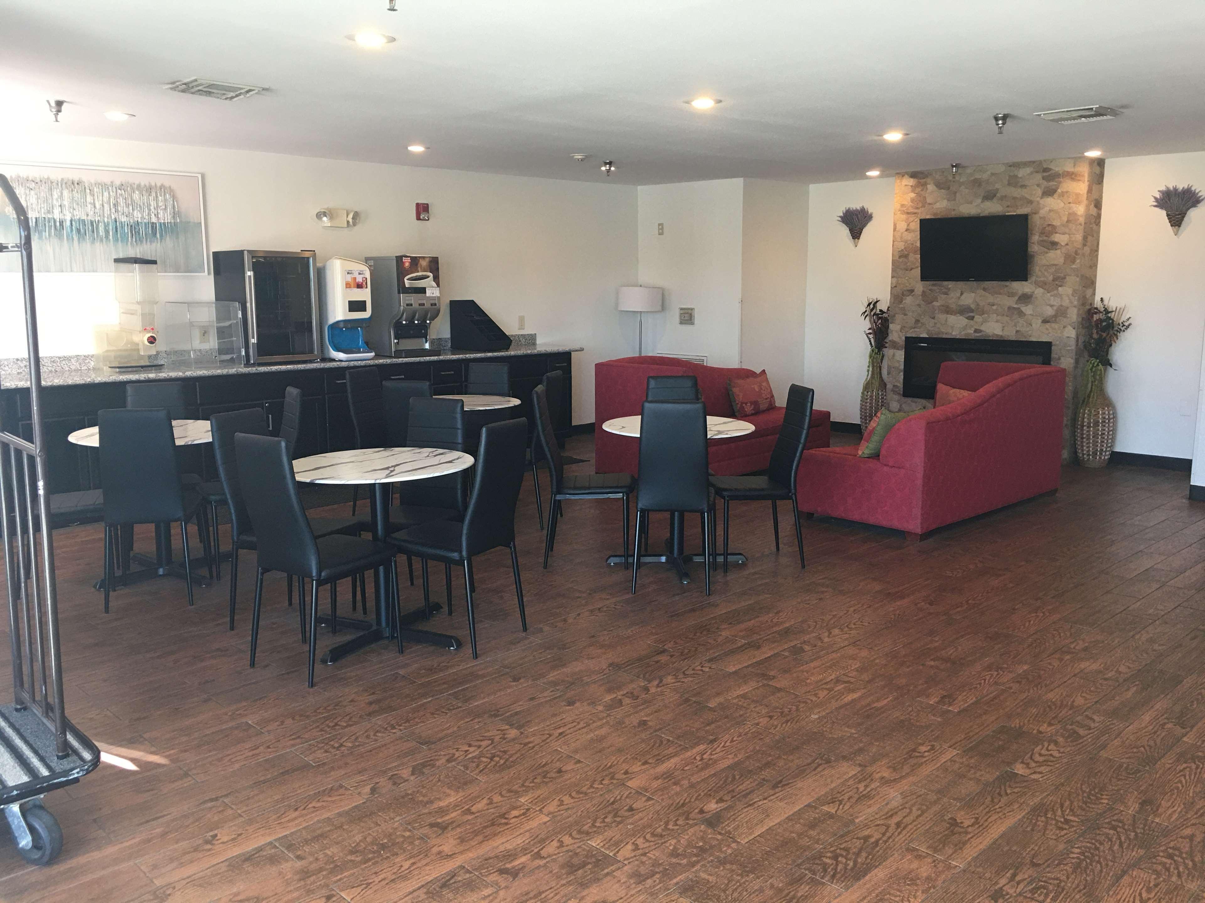 Surestay Hotel By Best Western Weimar Exterior photo