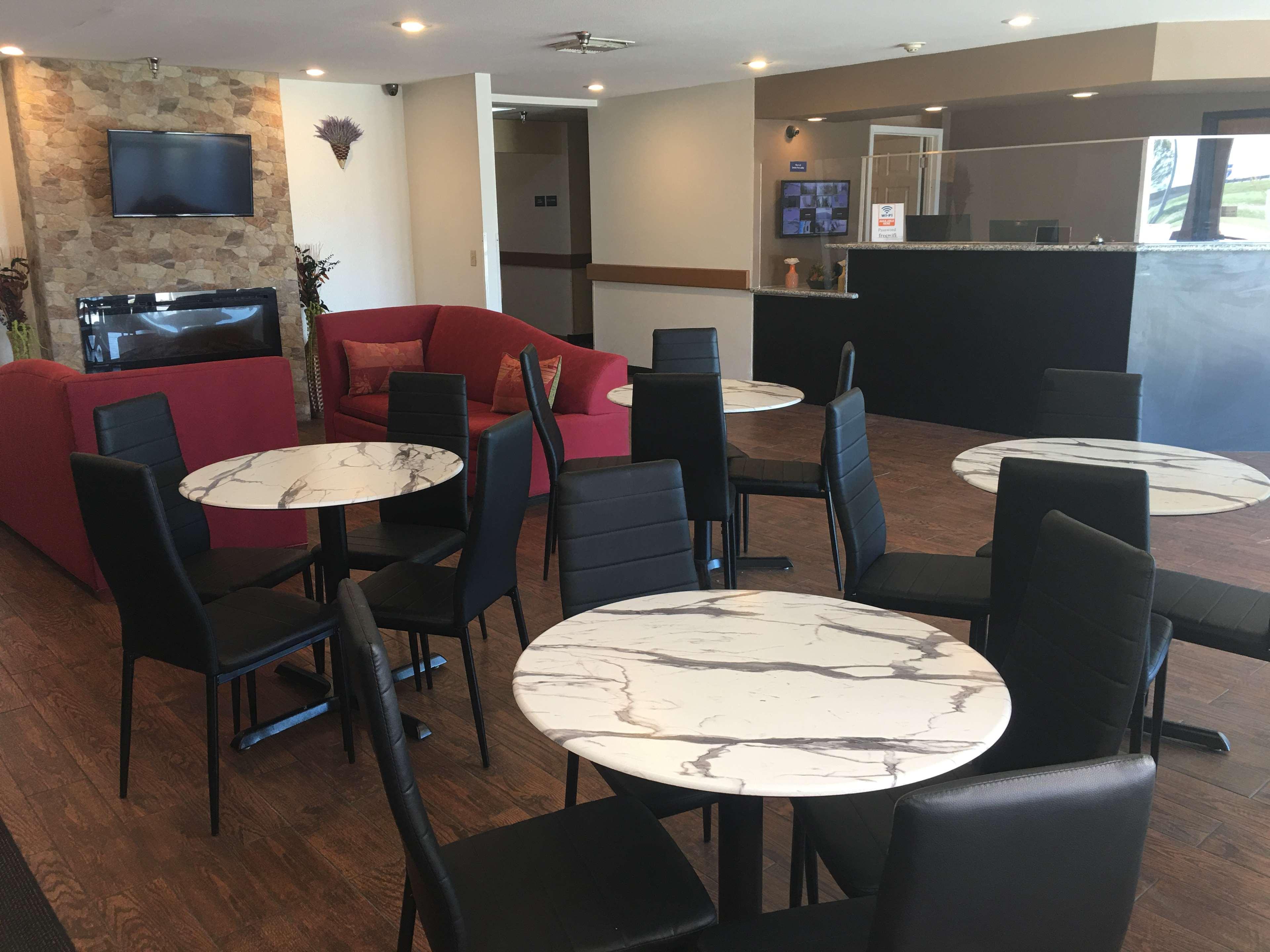 Surestay Hotel By Best Western Weimar Exterior photo